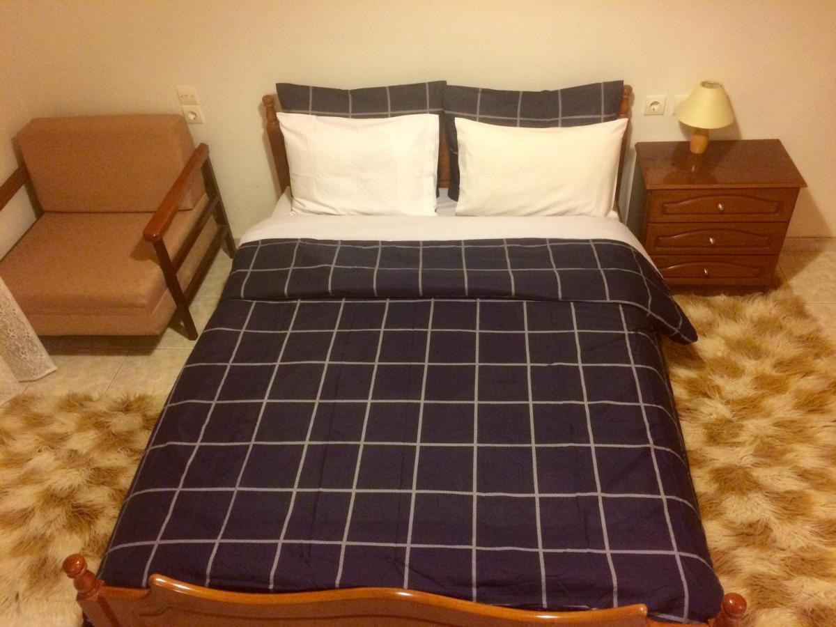 Guesthouse "Athina" Elliniko  Ngoại thất bức ảnh